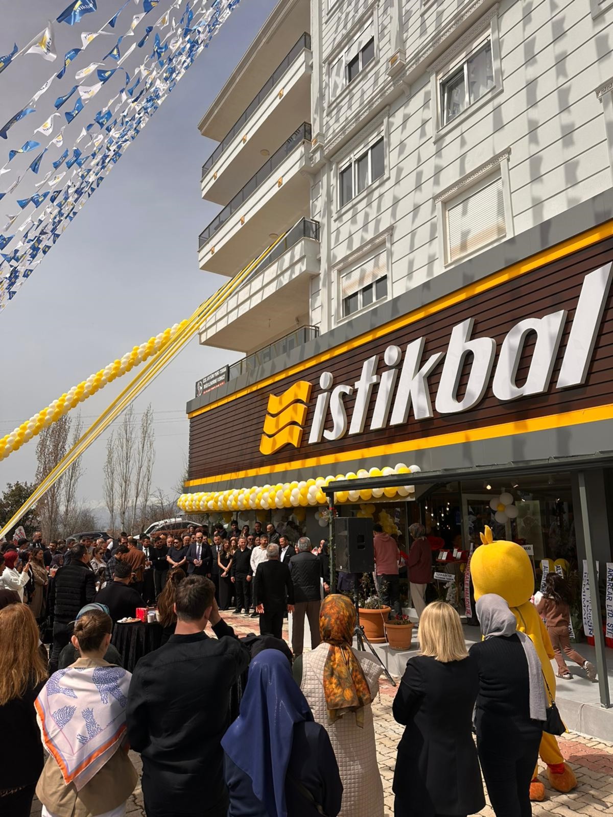 İSTİKBAL’DEN 1 HAFTADA 5 YENİ MAĞAZA: TÜRKİYE  VE AVRUPA’DA GÜÇLÜ BÜYÜME