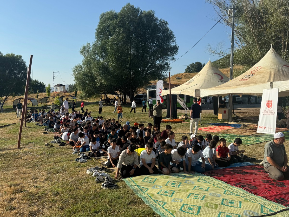 Birlik Vakfı ve MTTB Gençleri piknikte buluştu