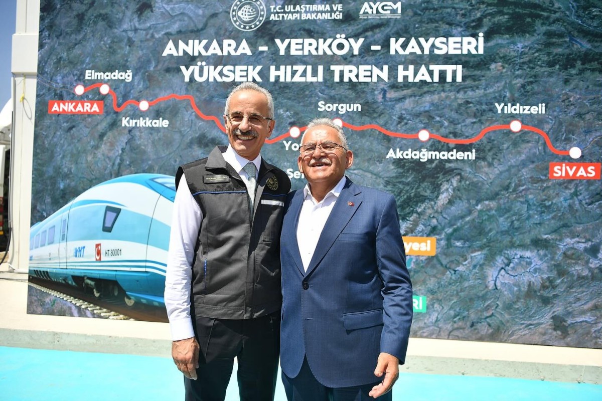 BAŞKAN BÜYÜKKILIÇ’TAN ULAŞIMDA DEV ATILIM: ŞEHRİ ŞANTİYEYE ÇEVİRDİ