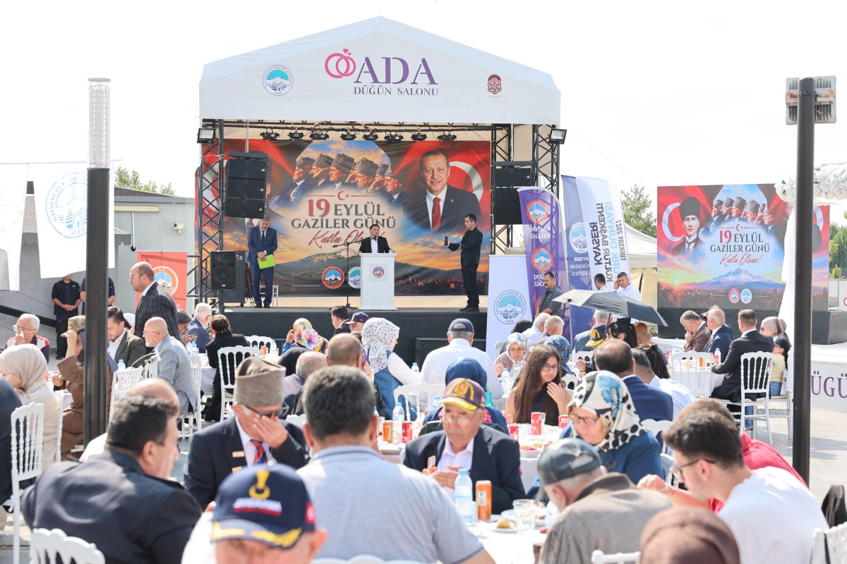 Gazilerimiz Onuruna Yemek Programı Düzenlendi