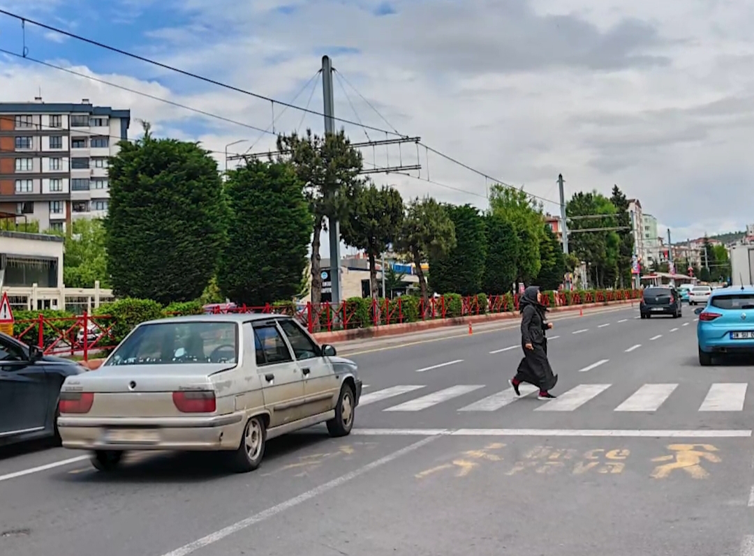 Kayseri'de Trafik Polisi kural ihlallerini affetmedi