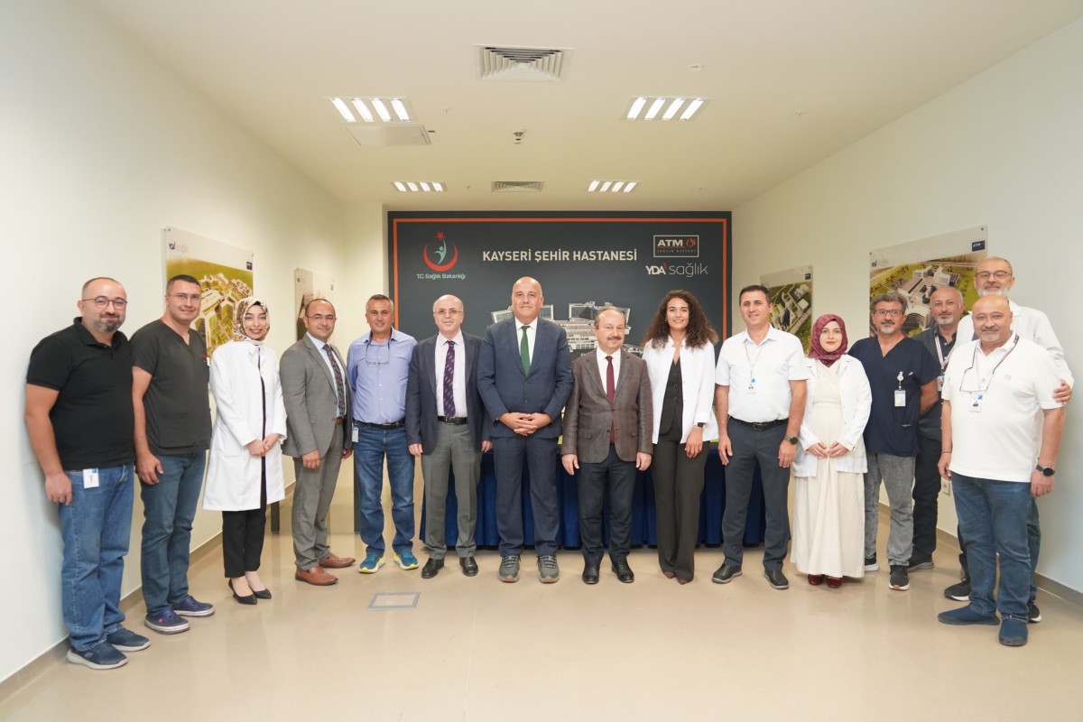 KAYSERİ ŞEHİR HASTANESİ EĞİTİM HİZMETİNDE DE ÖNCÜLÜK ETMEYE DEVAM EDİYOR